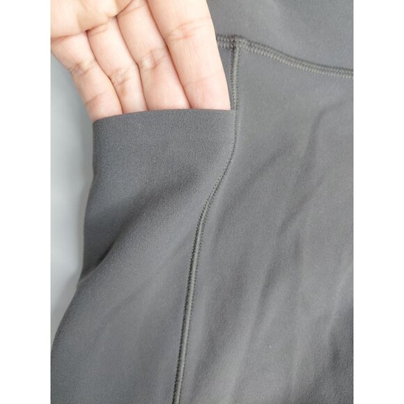 Athleta Salutation Stash 5" Shorts XXS Nylon Spandex Gray - Picture 7 of 7